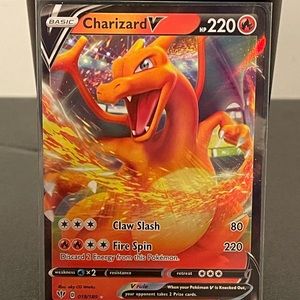 Pokémon Lot with Charizard
